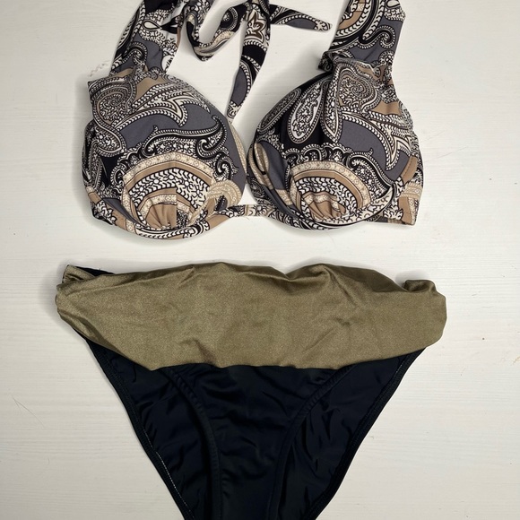 Venus Swim Suit Set - Picture 1 of 3